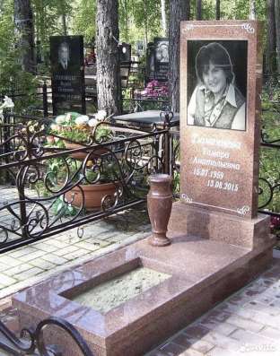 Памятники из гранита, мрамора, мр. крошки!!! в Тюмени фото 11