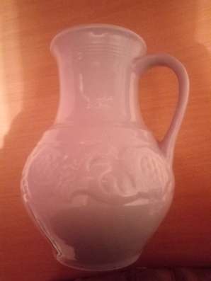 Изысканный кувшин для молока