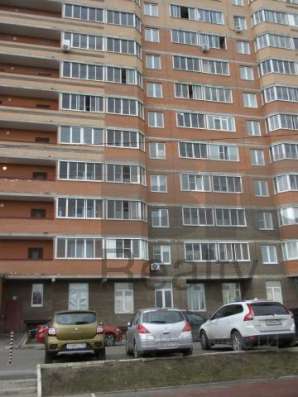 Продам однокомнатную квартиру в Сергиевом Посаде. Жилая площадь 51 кв.м. Этаж 12. Дом монолитный.