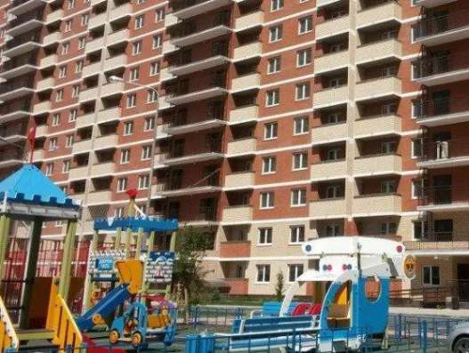 Продам однокомнатную квартиру в Краснодар.Жилая площадь 38  кв.м.Этаж 9.Дом кирпичный.