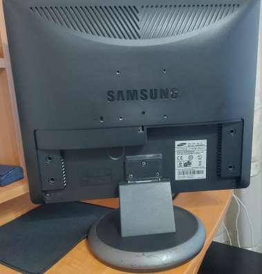Монитор для компьютера б/у samsung 19