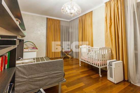 Продам четырехкомнатную квартиру в Москве. Жилая площадь 175 кв.м. Этаж 10. Дом кирпичный. в Москве фото 5