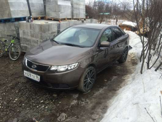 Продам KIA Cerato в Екатеринбурге