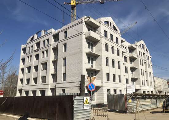 Продам однокомнатную квартиру в Тверь.Жилая площадь 45  кв.м.Дом кирпичный.Есть Балкон.