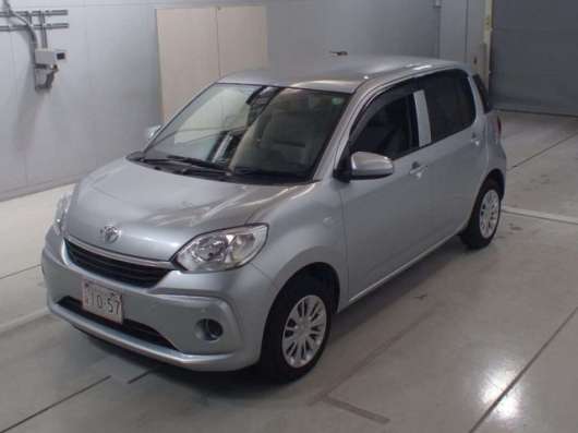 Toyota Opa в Владивостоке фото 7
