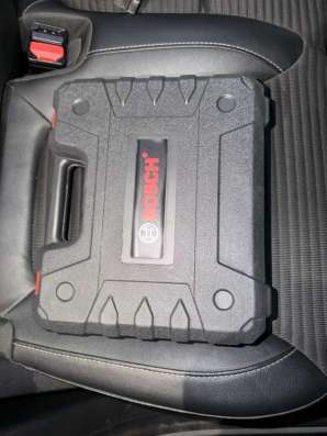Шуруповерт Bosch 18v