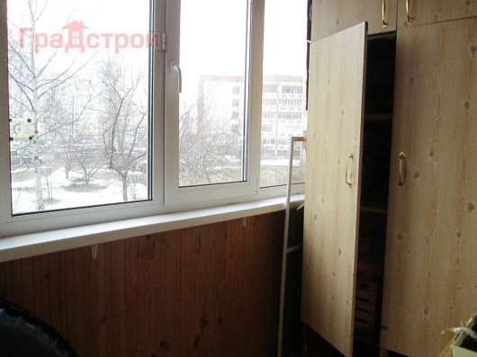 Продам однокомнатную квартиру в Вологда.Жилая площадь 53,10  кв.м.Дом кирпичный.Есть Балкон. в Вологде