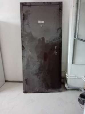 Продам дверь 3000руб