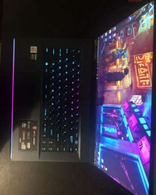 MSI GT83VR 6RF 018RU Titan SLI фото 3