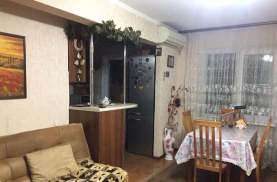 Продам трехкомнатную квартиру в Краснодар.Жилая площадь 59,60  кв.м.Этаж 3.Дом панельный.