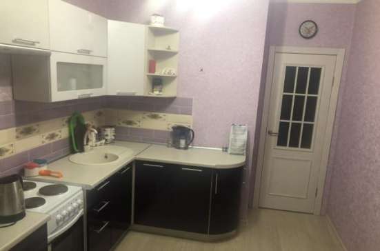 Продам однокомнатную квартиру в Краснодар.Жилая площадь 43  кв.м.Этаж 3.Дом кирпичный.