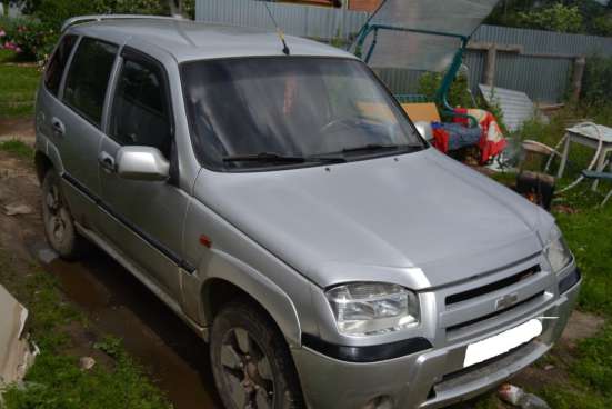 Продаю ниву шевроле 2005г