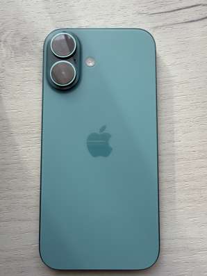 Продаю iPhone 16 128