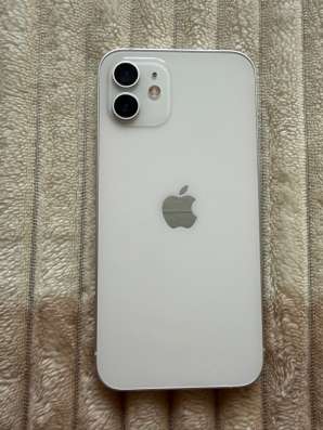 Продаю iPhone 12