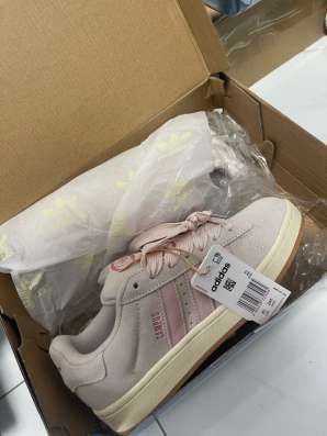 Кроссовки adidas 40 размер в Москве