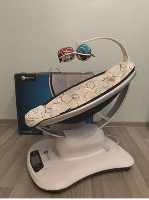 Качели MamaRoo 4.0 + вкладыш
