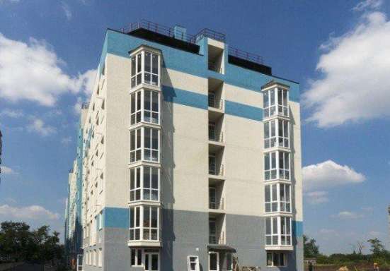 Продам однокомнатную квартиру в Краснодар.Жилая площадь 40  кв.м.Этаж 4.Дом монолитный.