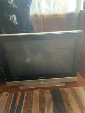 Продам телевизор