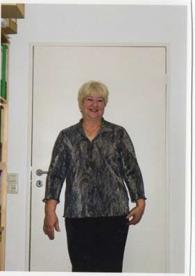 Laura, 66 лет, хочет познакомиться