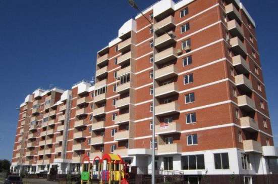 Продам двухкомнатную квартиру в Краснодар.Жилая площадь 59  кв.м.Этаж 3.Дом монолитный.
