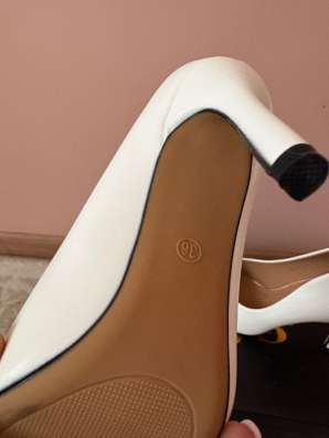 Туфли женские в Омске