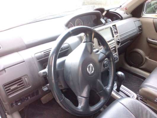 Продаю автомобиль Nissan X-trail в Керчи фото 4
