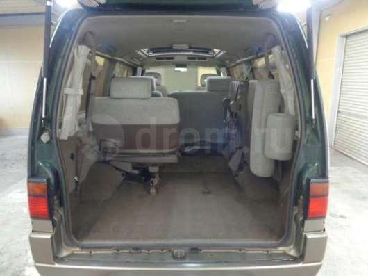 Nissan Caravan, 1995 год в Новосибирске