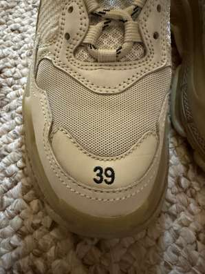 Кроссовки BALENCIAGA triple s в Находке фото 3