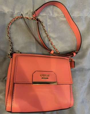 Сумка GUESS