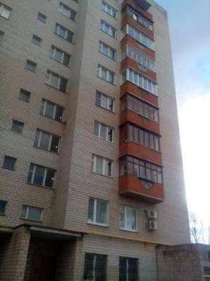 Продам двухкомнатную квартиру в Воскресенске. Жилая площадь 54 кв.м. Этаж 7. Дом кирпичный.