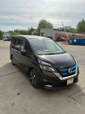 Продам семиместный автомобиль