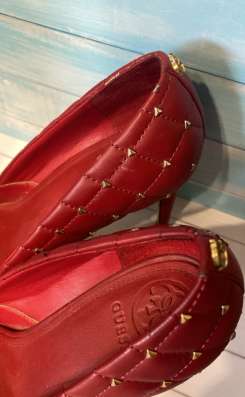 Туфли Guess в Санкт-Петербурге