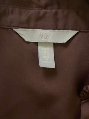 Коричневая шелковистая рубашка H&M, размер M