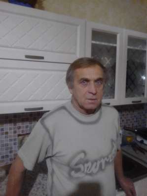 Леон, 62 года, хочет пообщаться
