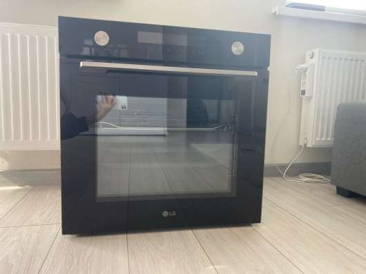 Духовой шкаф LG