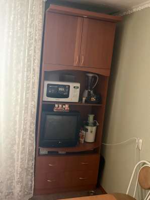 Продам стенку, б/у! Район Южный! в Каменске-Уральском