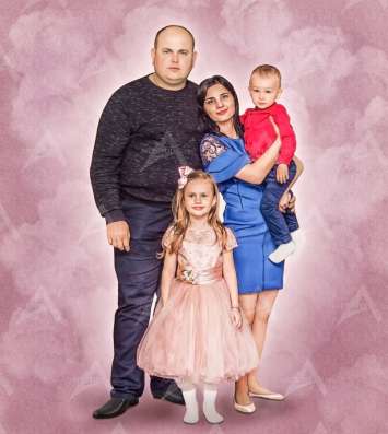 Портреты на холсте