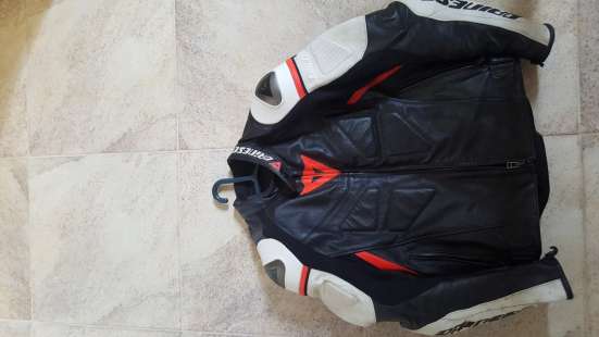 Мотокуртка Dainese Avro C2