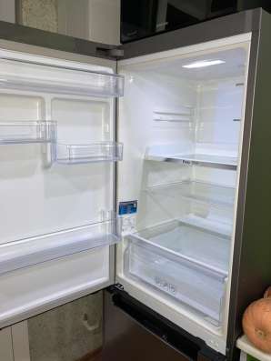 Продам холодильник Samsung