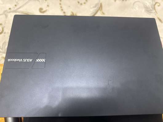 Ноутбук ASUs vivobook
