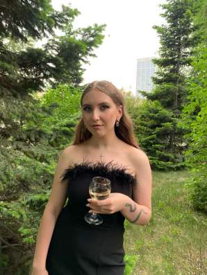 Черное платье