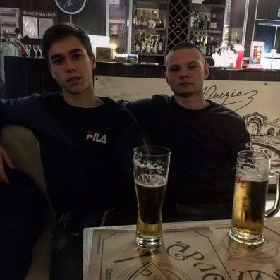 Макс, 19 лет, хочет пообщаться