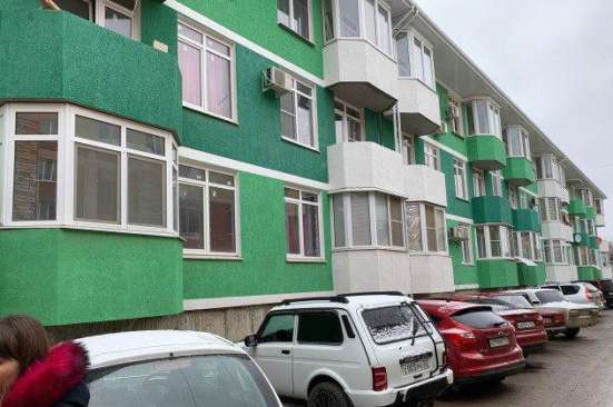 Продам однокомнатную квартиру в Краснодар.Жилая площадь 32  кв.м.Этаж 3.Дом монолитный.