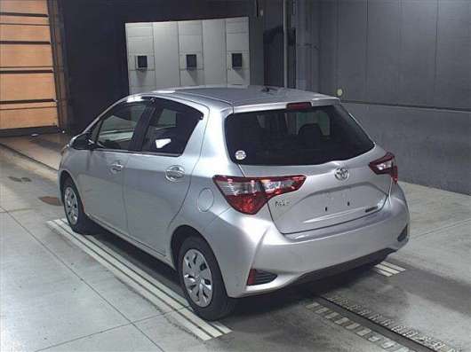 Toyota Vitz, 2017 под заказ в Владивостоке фото 4