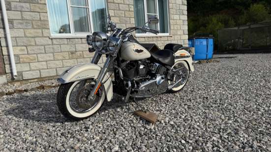 Harley-Davidson softail Deluxe