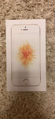 Продам iPhone SE 64 гб