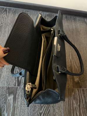 Брендовая сумка Guess. в Москве