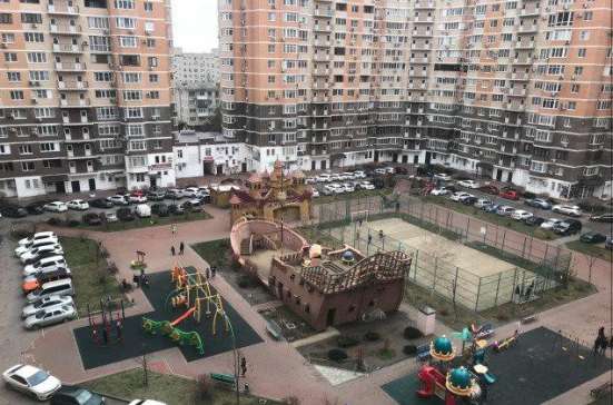 Продам однокомнатную квартиру в Краснодар.Жилая площадь 47,20  кв.м.Этаж 8.Дом кирпичный.