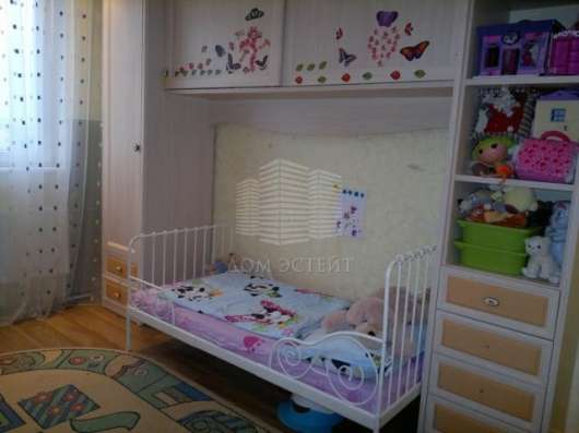 Продам трехкомнатную квартиру в г.Котельники. Жилая площадь 96 кв.м. Этаж 11. Дом монолитный. в Котельниках
