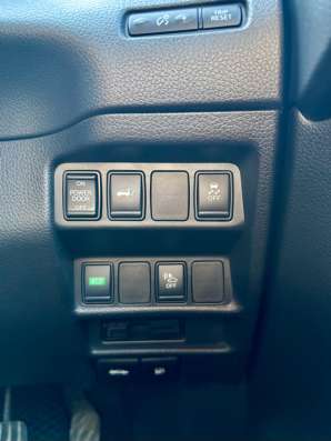 ПРОДАЮ NISSAN X-TRAIL 2018 ГИБРИД в Якутске